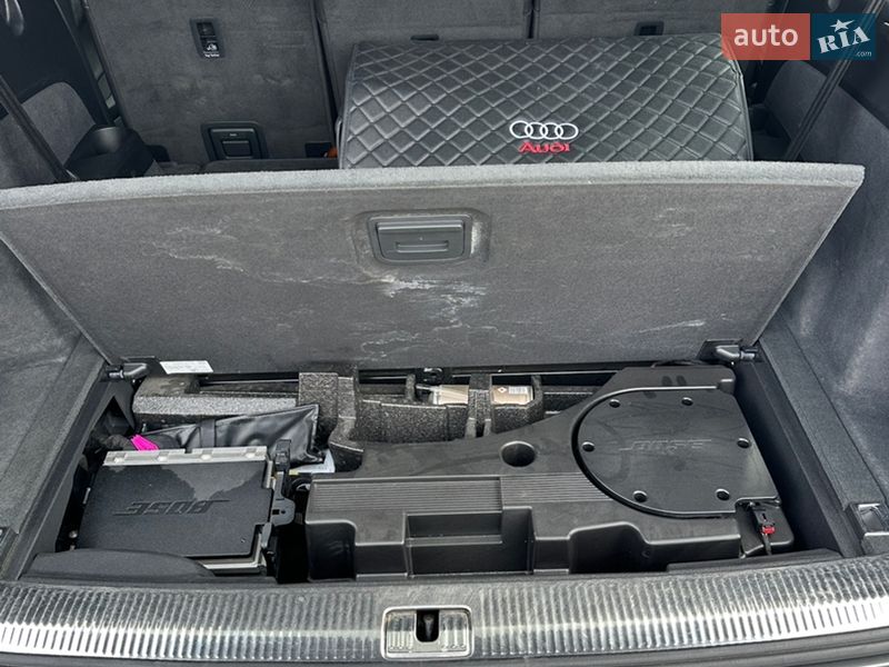 Audi-19
