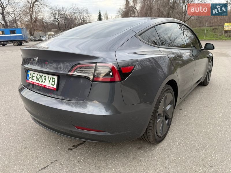 Tesla-14