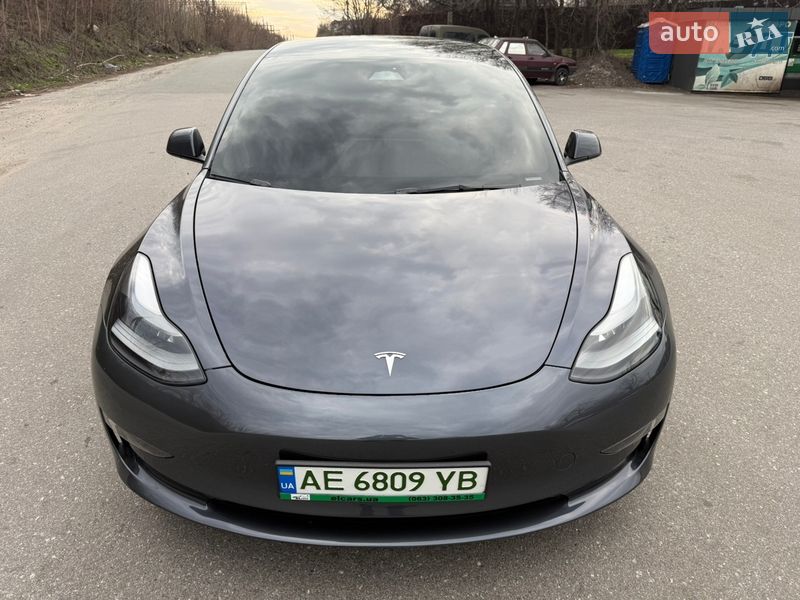 Tesla-28