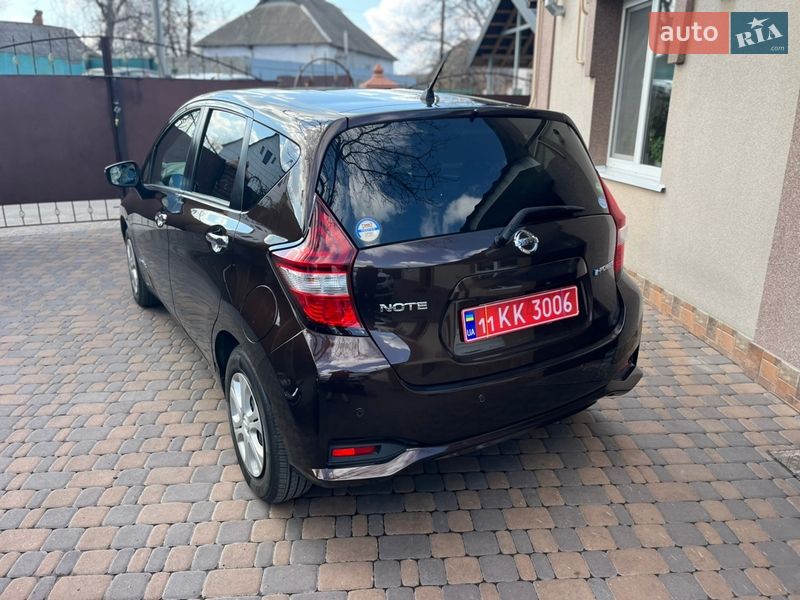Nissan-57