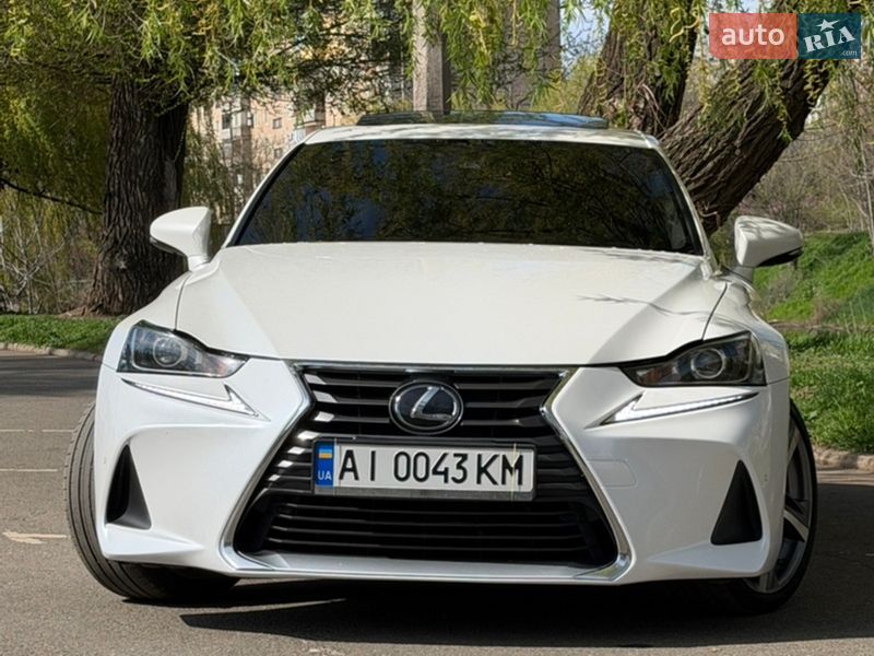 Lexus-14