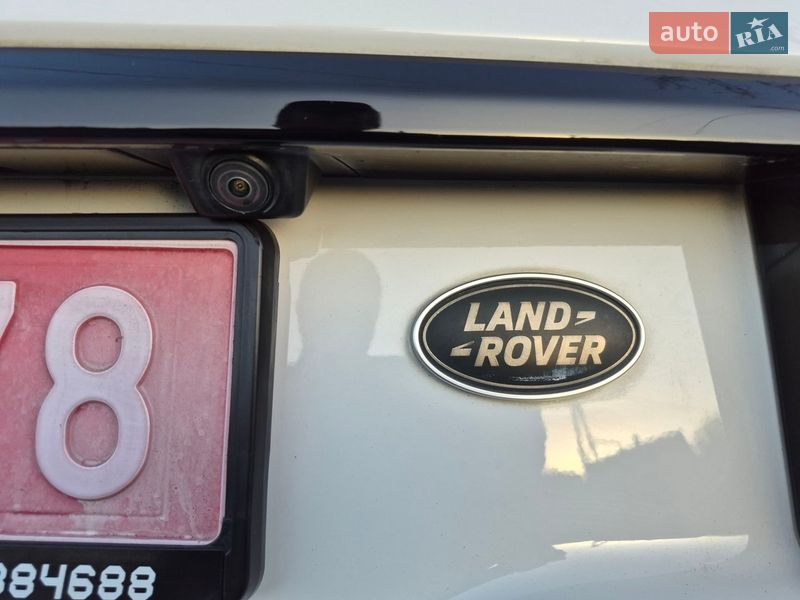 Land Rover-12