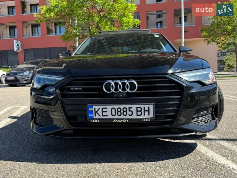 Audi-0