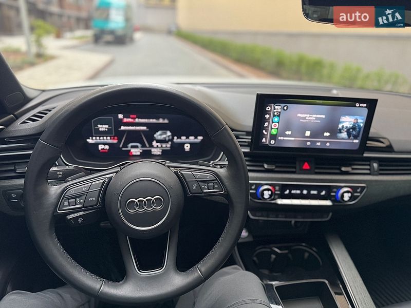 Audi-8