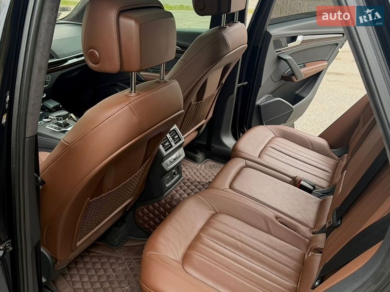 Audi-6