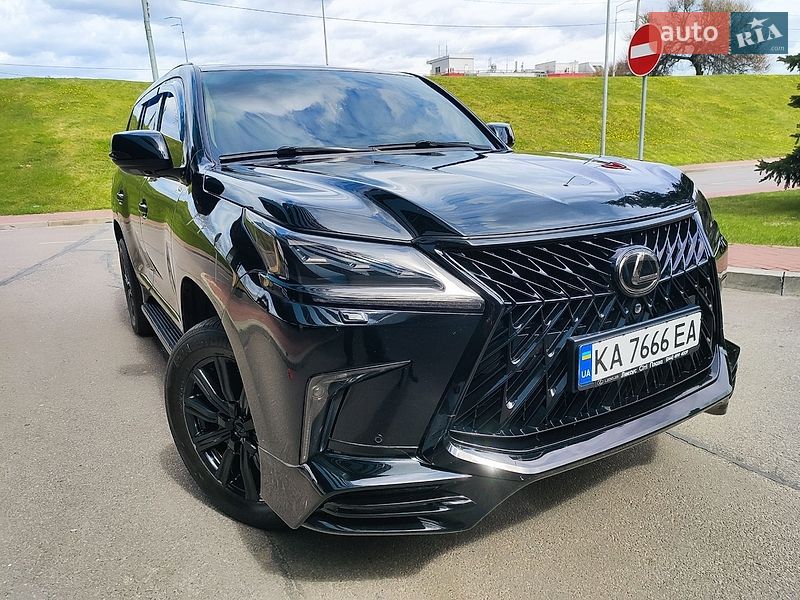Lexus-27