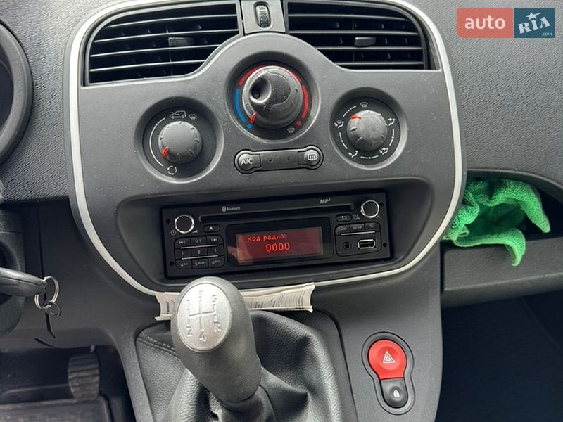 Renault-9