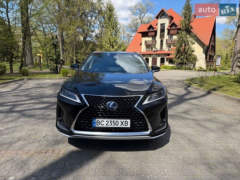 Lexus-12