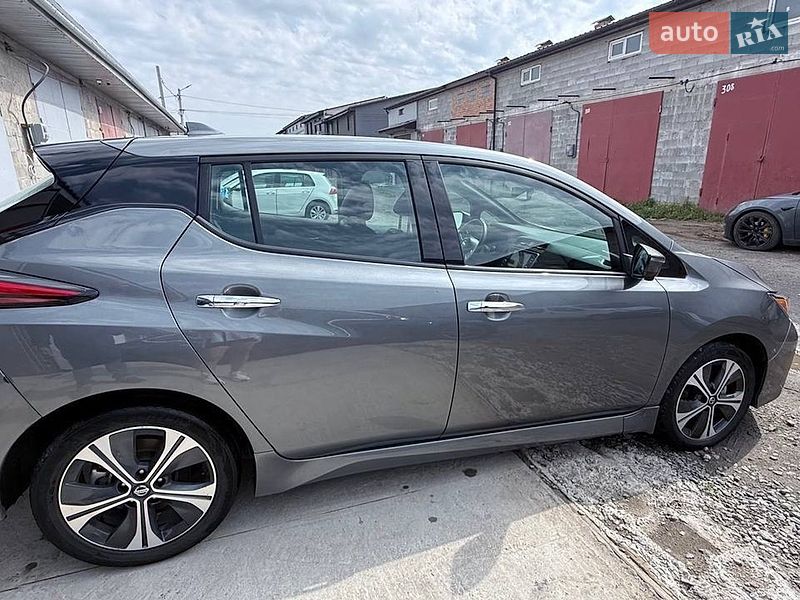 Nissan Leaf 2021