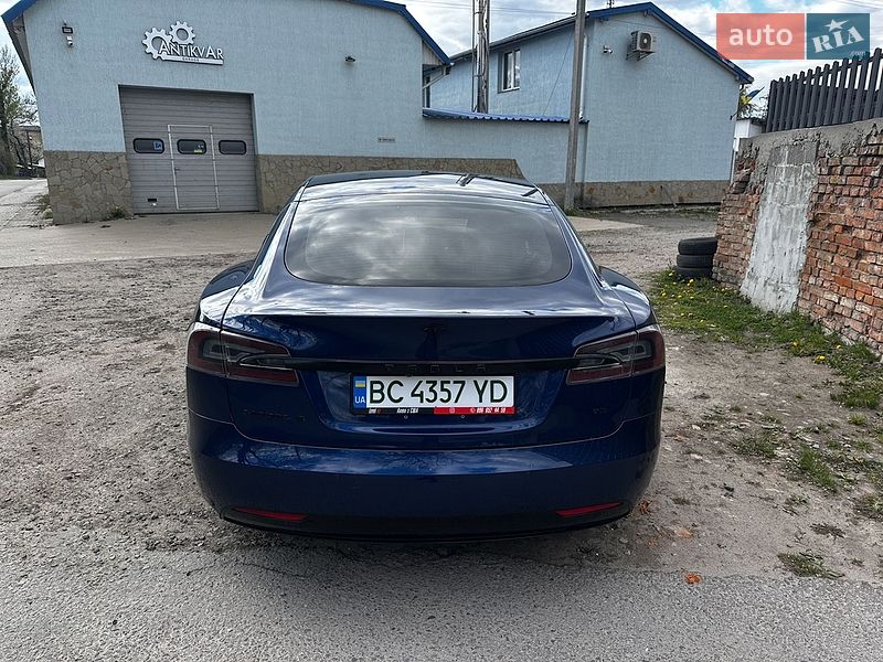 Tesla-4