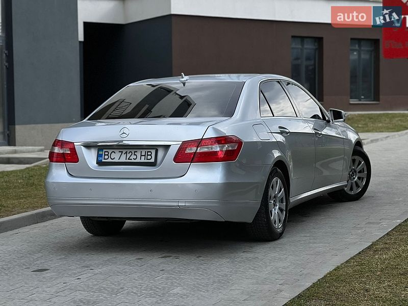 Mercedes-Benz-6