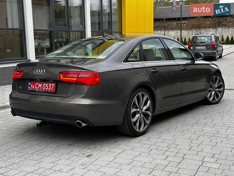 Audi-24