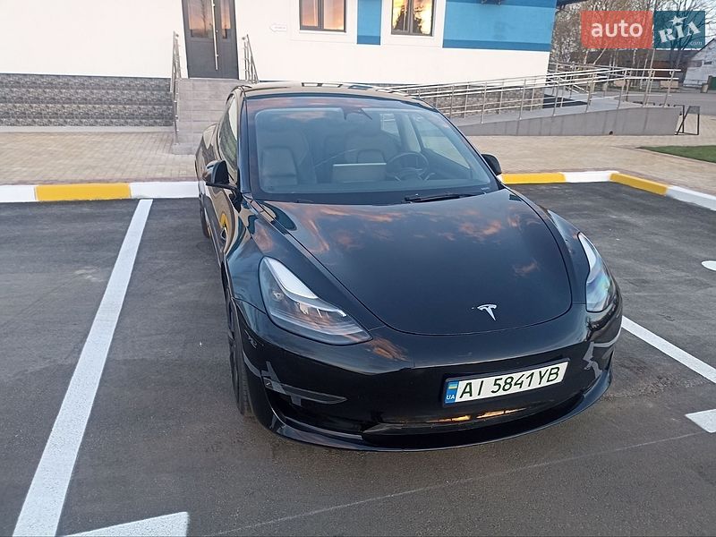 Tesla-0