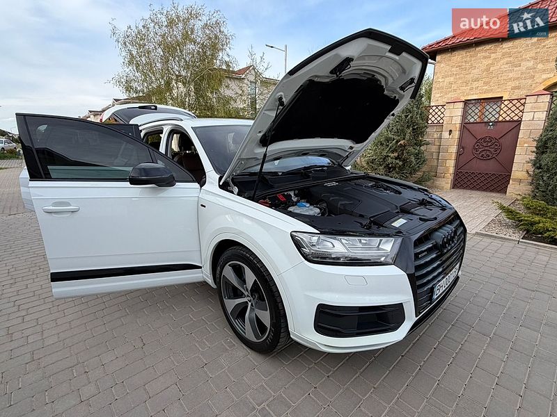 Audi-30