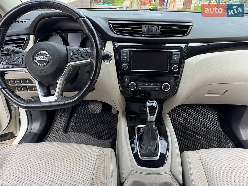 Nissan-7