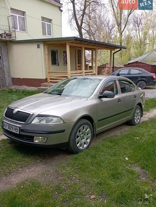Skoda-7