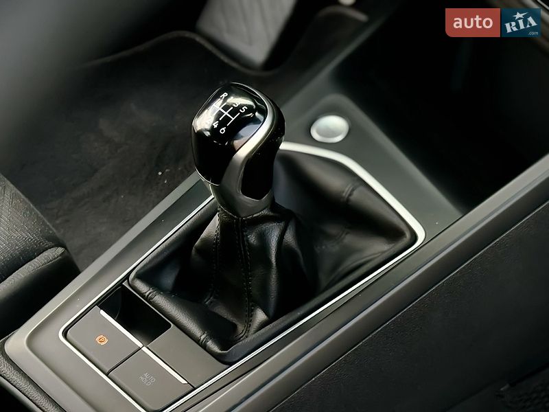 Volkswagen-43