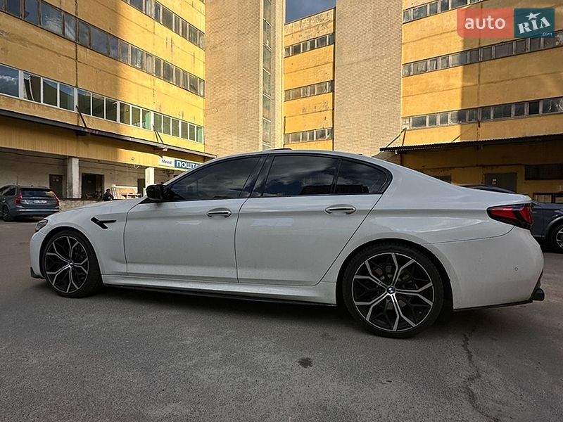 BMW-9