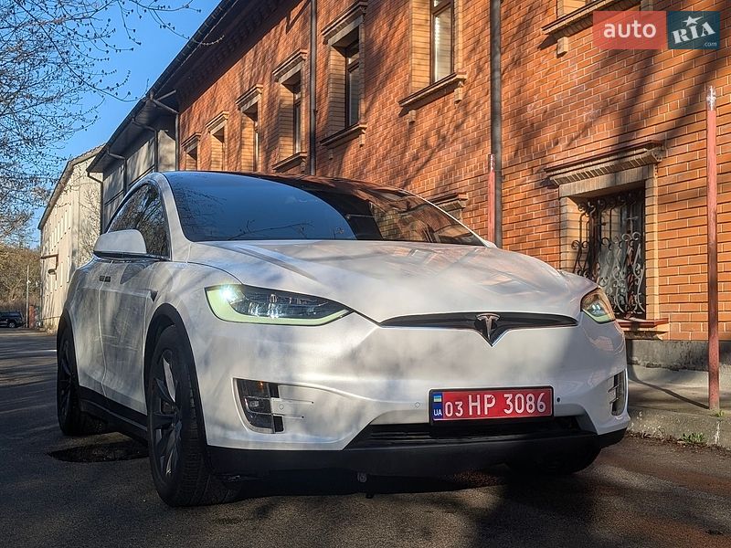 Tesla-1