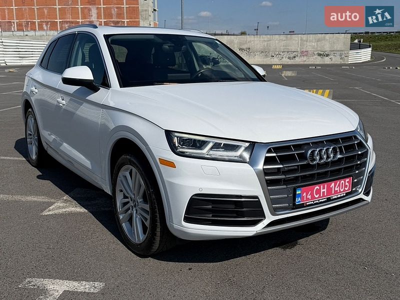 Audi-82