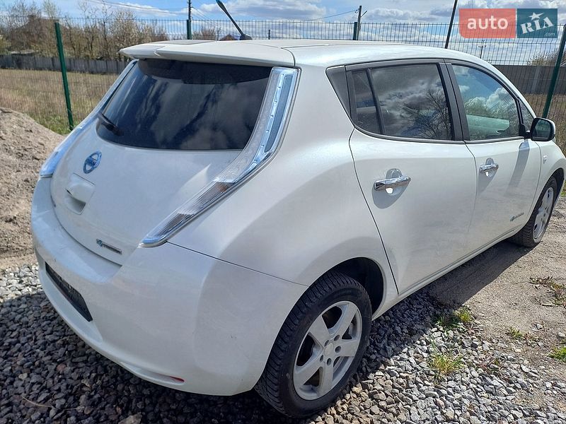 Nissan-2