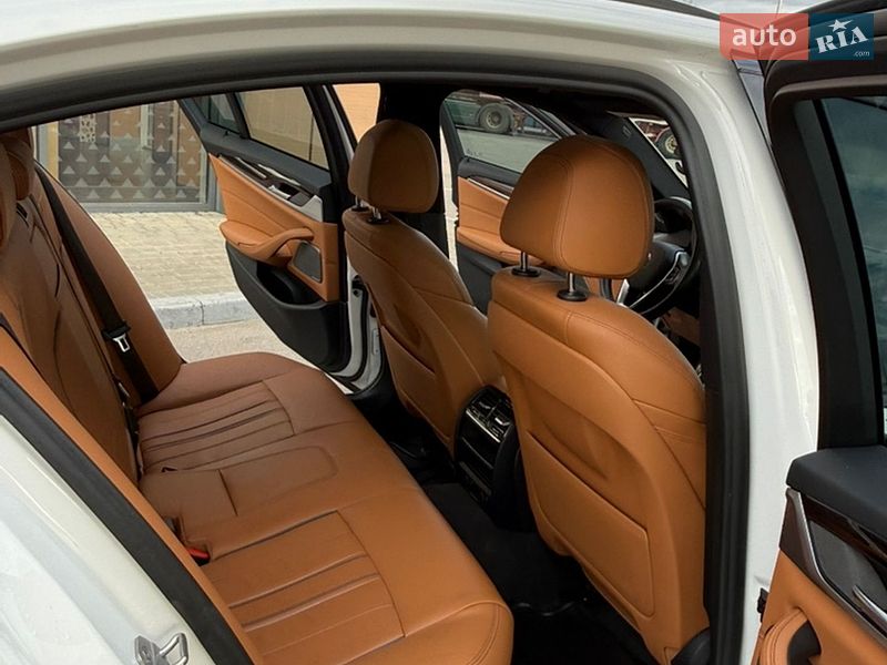 BMW-35