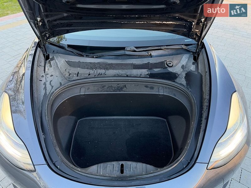 Tesla-4