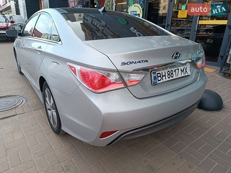 Hyundai-19