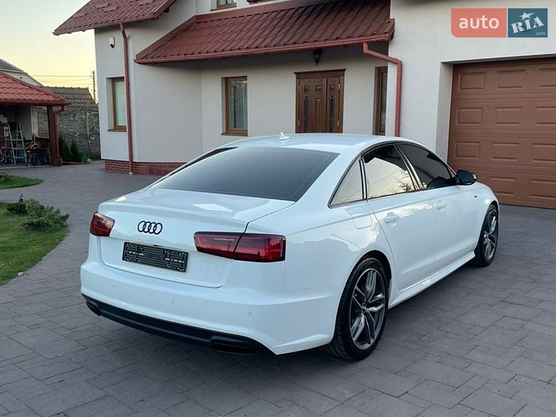 Audi-21
