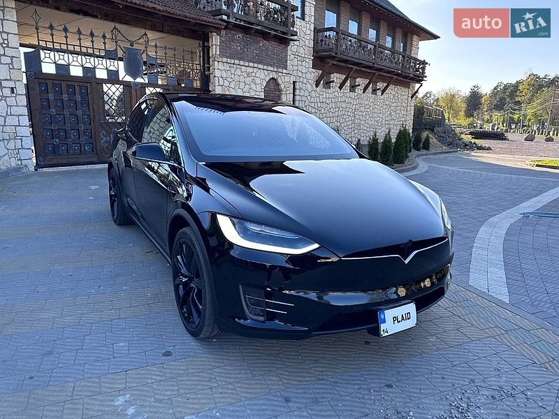 Tesla-31