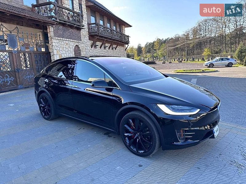 Tesla-28