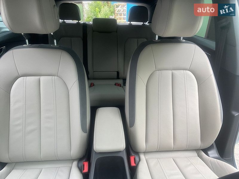 Audi-20
