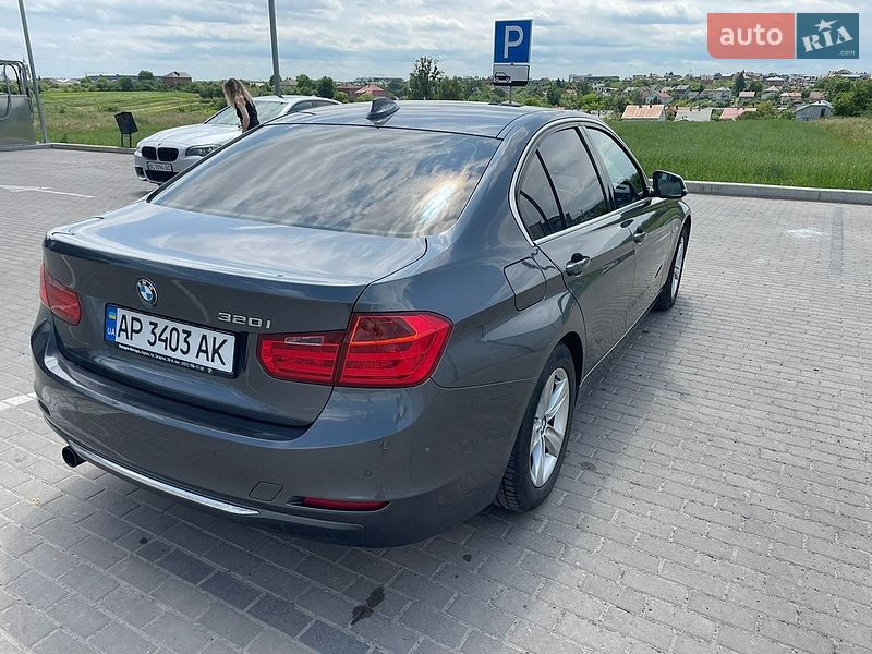 BMW-22