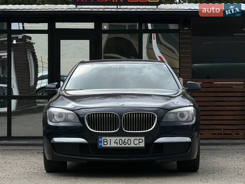 BMW-8