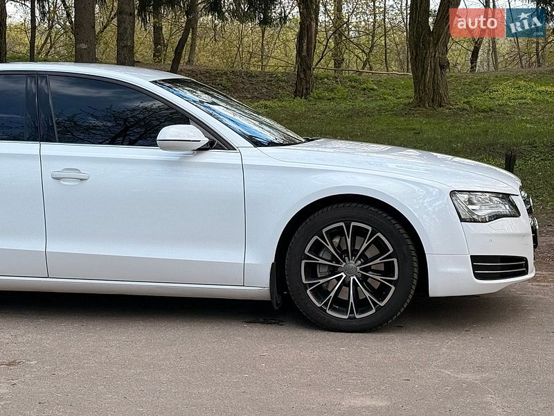 Audi-0