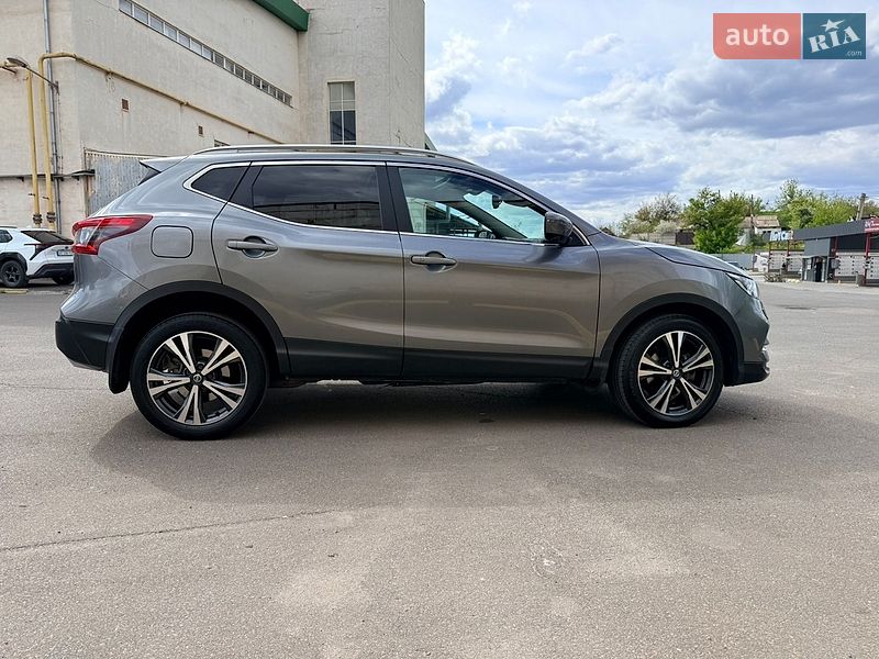 Nissan-10
