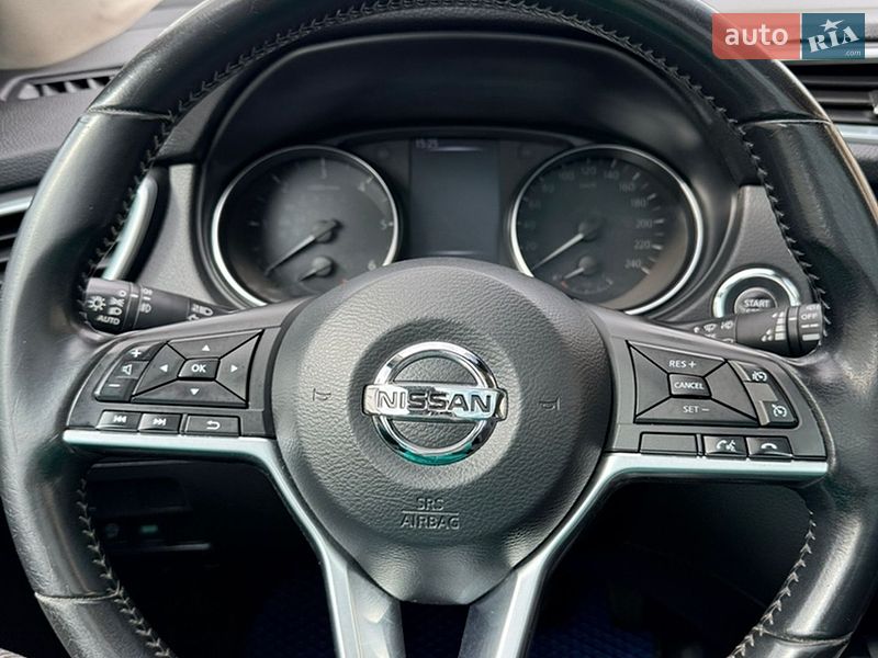 Nissan-5