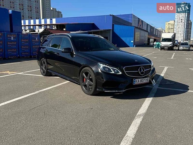 Mercedes-Benz-24