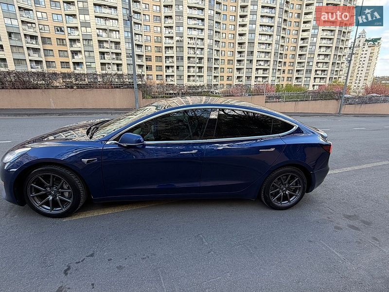 Tesla-1