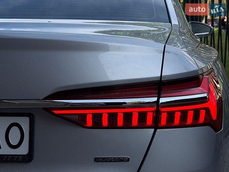 Audi-8