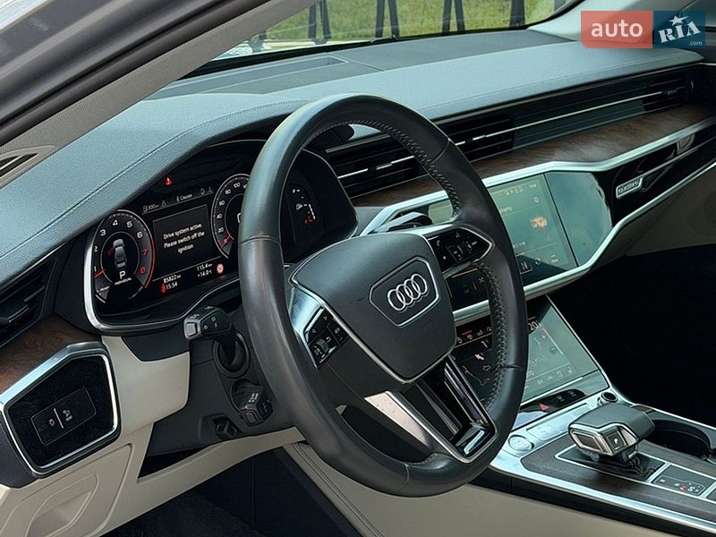 Audi-0