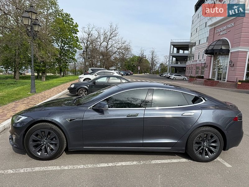 Tesla-1