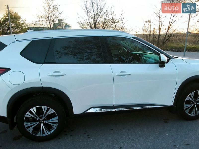 Nissan-19