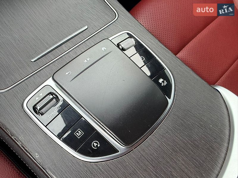 Mercedes-Benz-48