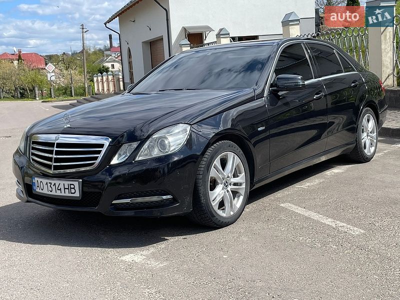 Mercedes-Benz-7