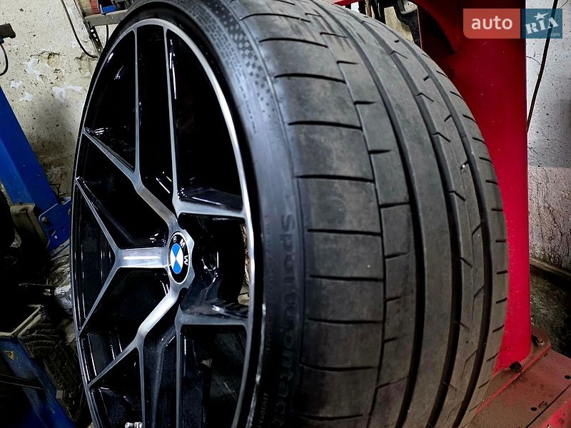 BMW-19