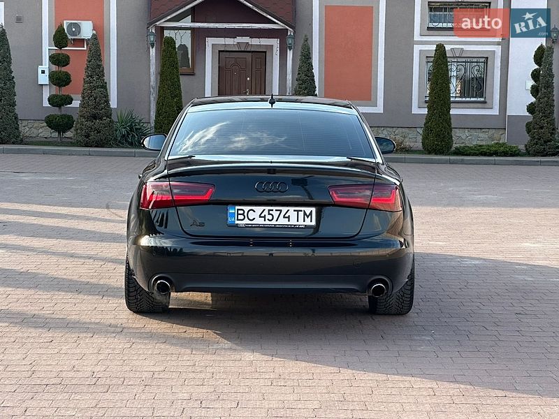 Audi-40