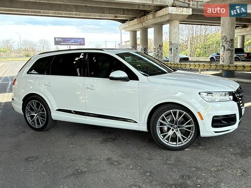 Audi-24