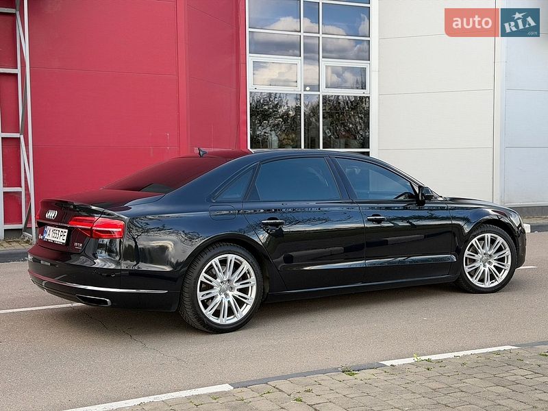 Audi-0