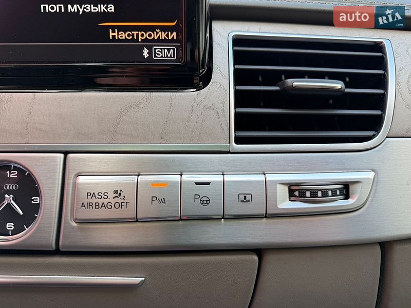 Audi-42